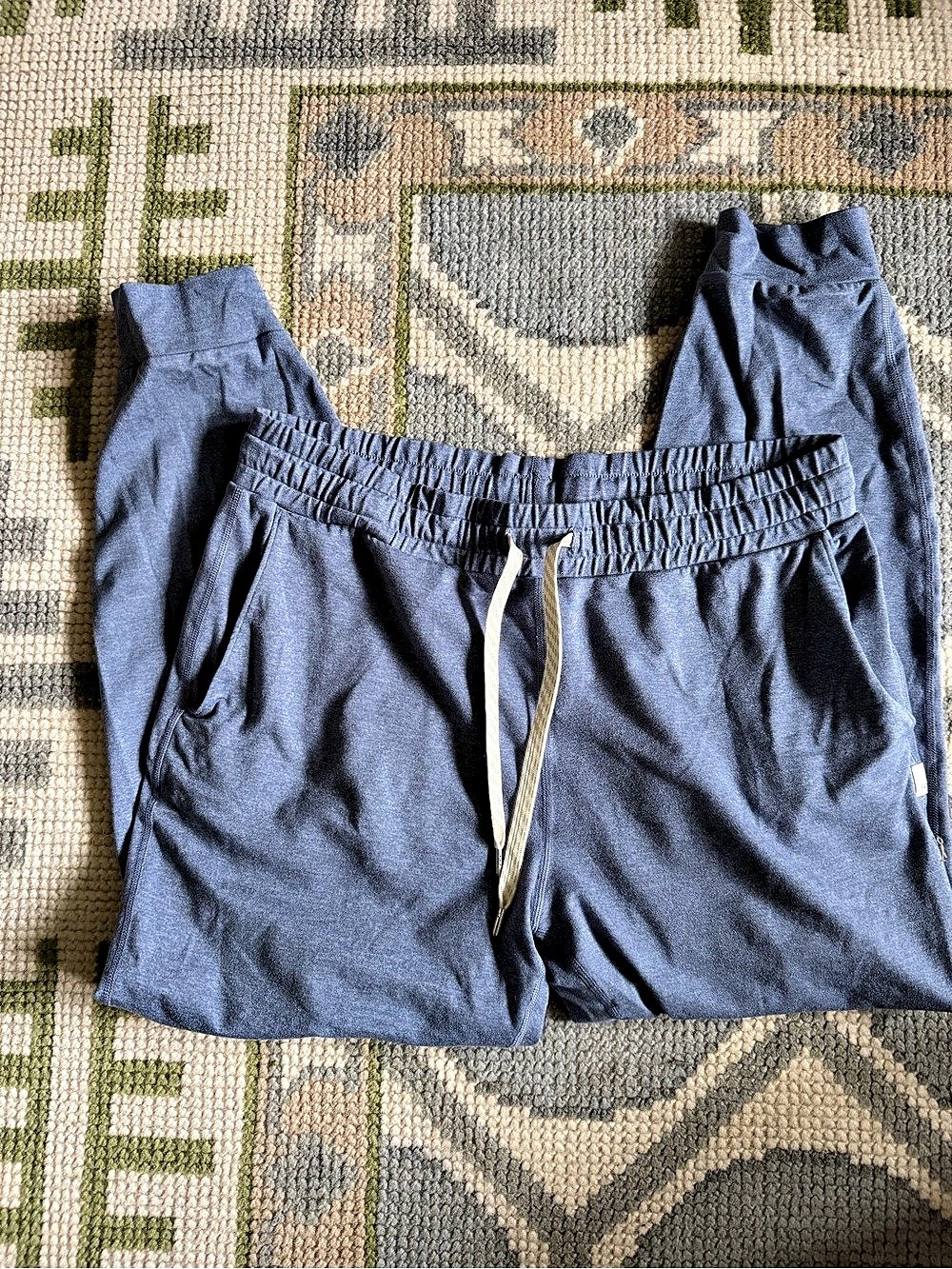 Vuori Women’s Performance Jogger - size medium